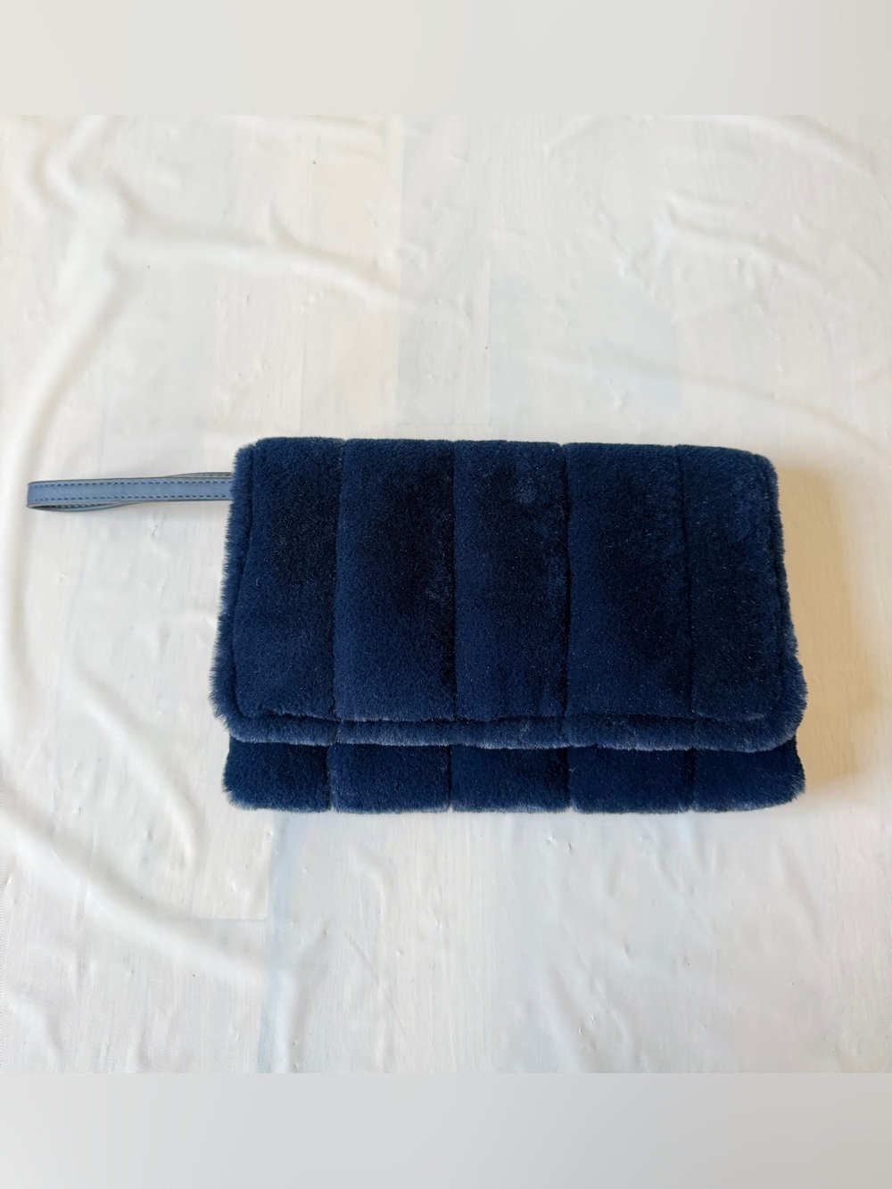 A New Day plush Faux Fur Wristlet Clutch Bag Purse Navy Blue Quilted 11"×7"